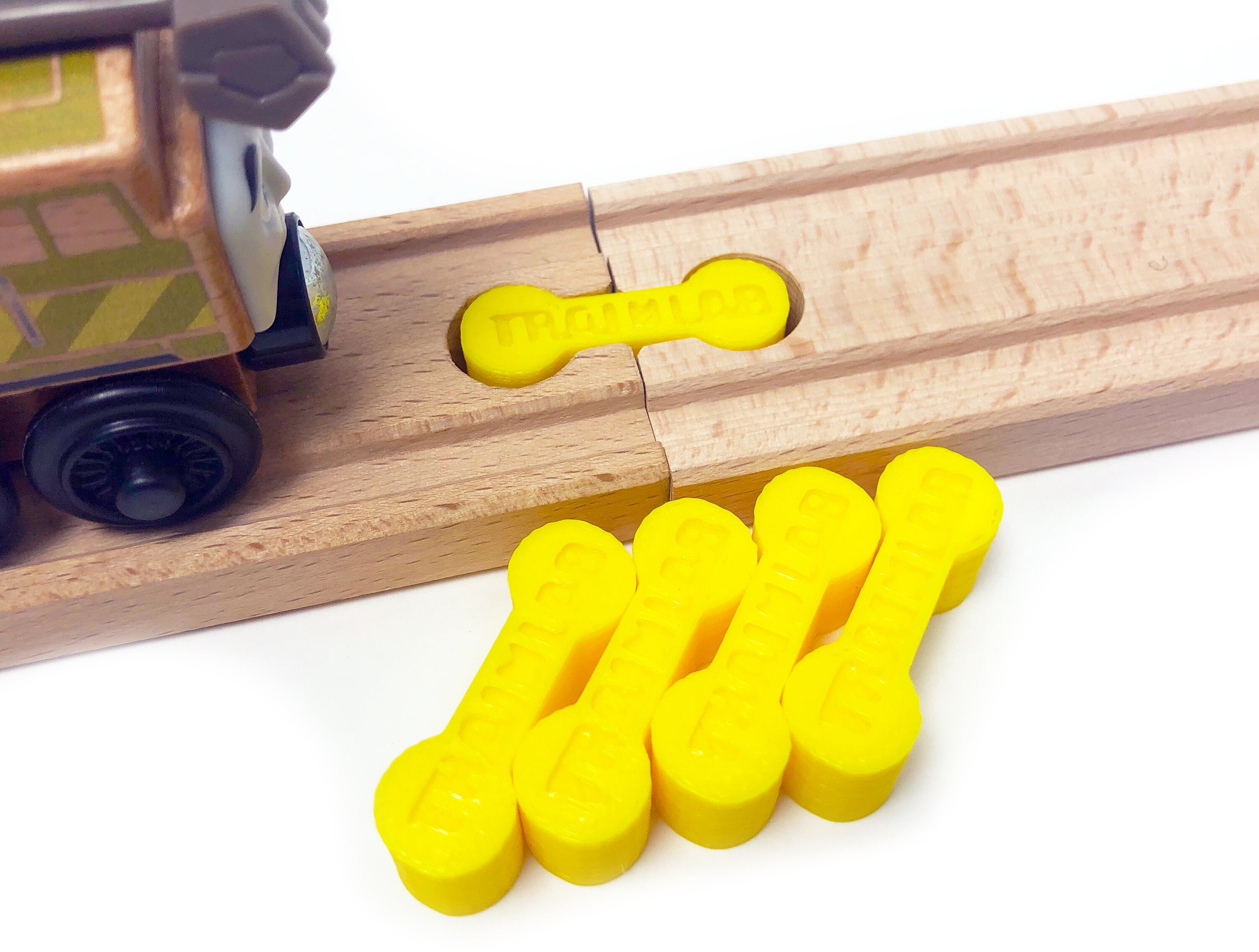 TrainLab Dog Bone Wooden Railway Train Track Connectors Compatible with Brio, Thomas, Melissa & Doug (5pcs)