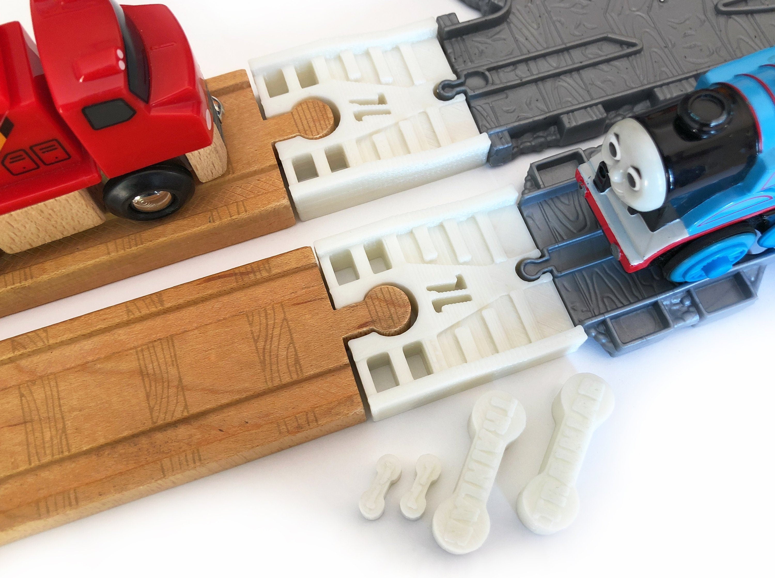 TrainLab Thomas Take-n-Play to Wooden Railway Train Track Adapters with Dog Bones