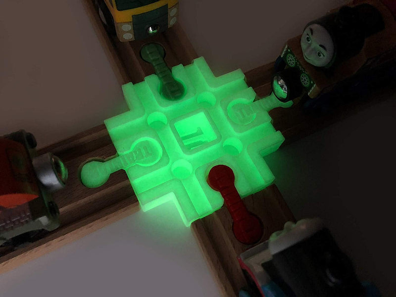 TrainLab cross track connector for wooden railway with Dog Bones — image 3 of 5