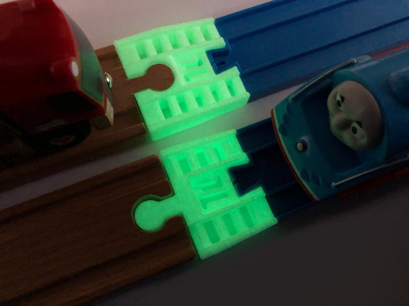 TrainLab wooden railway to TOMY Plarail track adapter — image 4 of 4