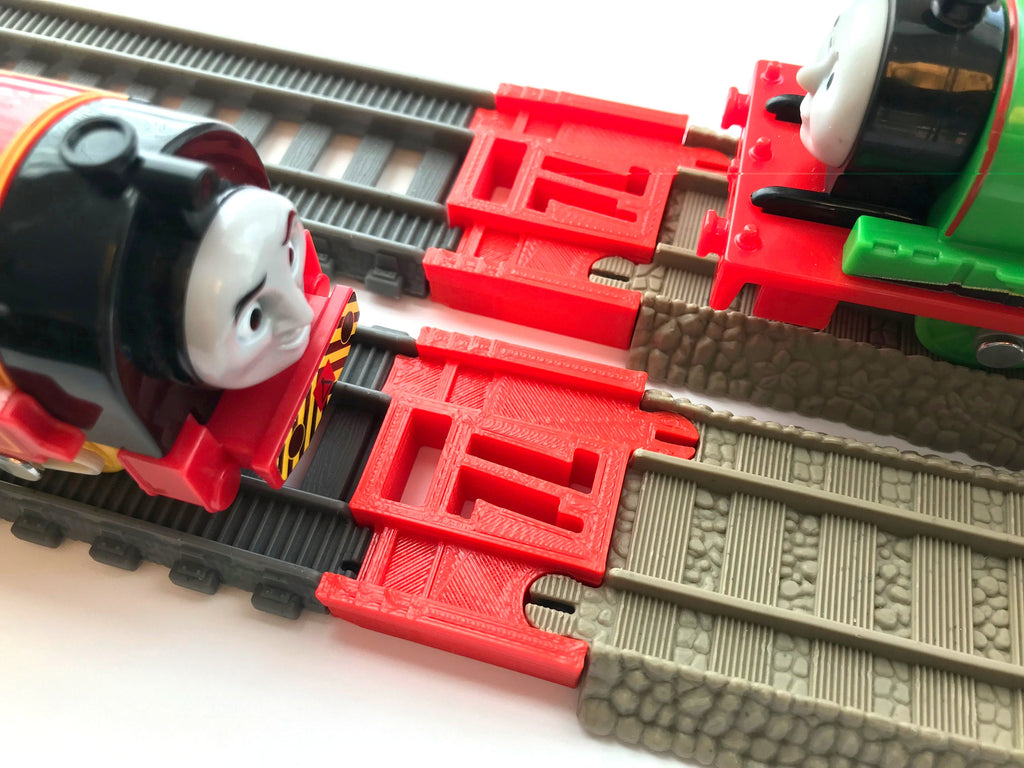 Trainlab adapters compatible with trackmaster (gray 2014) and old trackmaster (brown 2009) train tracks (2pc)