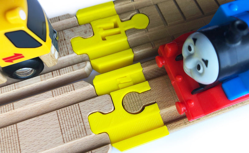 TrainLab Thomas Wood 2018 to wooden railway adapter pair — image 6 of 7